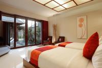 Theanna Villa and Spa Cangguにあるベッド