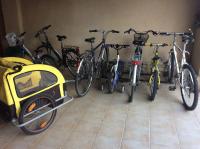 a group of bikes parked in a room at Gîte De L&#39;Etot Fossey in Marchésieux