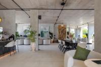 Et opholdsområde på Hidden City Ubud - Modern Comfort and Relaxed Living near Central Ubud and Rice Fields - New Year's Offer