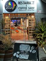 Et logo, certifikat, skilt eller en pris der bliver vist frem på Adventure Apartment - Addo Elephant Park South Entrance only 5km