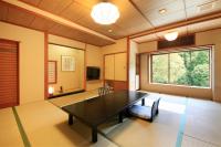 箱根水明荘にあるテレビまたはエンターテインメントセンター