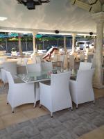 Afbeelding uit fotogalerij van Kamelot Hotel in Pasarel