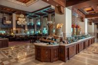 Jídlo v hotelu nebo okolí