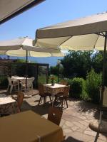 A patio or other outdoor area at Pension an der Mayenburg
