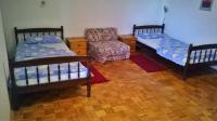 Łóżko lub łóżka w pokoju w obiekcie Apartments Zambratija