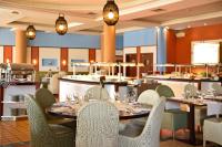 Pestana Porto Santo Premium All Inclusive Beach & SPA Resortにあるレストランまたは飲食店