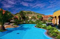 Pestana Porto Santo Premium All Inclusive Beach & SPA Resortの敷地内または近くにあるプール