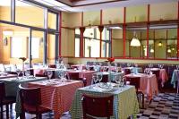 Pestana Porto Santo Premium All Inclusive Beach & SPA Resortにあるレストランまたは飲食店