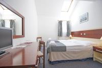 TV a/nebo společenská místnost v ubytování Hotel Atos