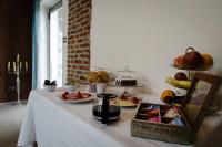 Jedlo v ubytovaní bed & breakfast alebo blízkom okolí