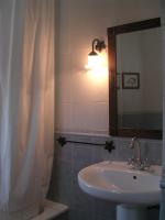 A bathroom at La casa de la Luz