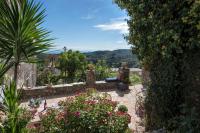 A general mountain view or a mountain view taken from the country house