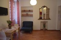 A television and/or entertainment centre at La Giara del Centro