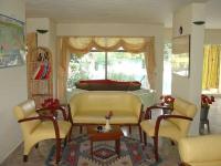 Posezení v ubytování Amos Hotel