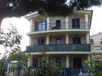 Budynek, w którym mieści się apartament