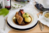 Mad på hotellet eller i nærheden