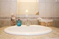 Kúpeľňa v ubytovaní Liana-Luxury And Central Flat