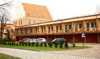 Budynek, w którym mieści się hotel