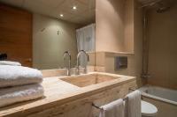 Koupelna v ubytování Apartaments Suites Sant Jordi
