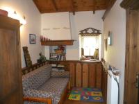 A kitchen or kitchenette at House Rodia