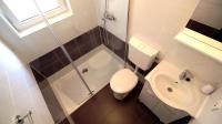 Koupelna v ubytování Apartments Gajo