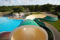 Parc aquatique au sein de le camping ou &agrave; proximit&eacute;