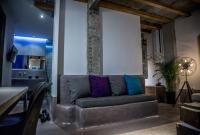 A seating area at ThessHomeLiving