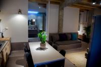 A seating area at ThessHomeLiving