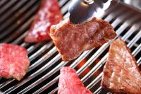 Gril dostupný pro hosty v hotelu