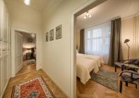 Postel nebo postele na pokoji v ubytování PragueOne Apartment,A/C,Terrace