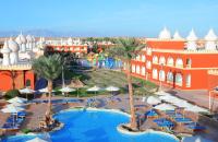 Bazén v ubytování Pickalbatros Alf Leila Wa Leila Resort - Neverland Hurghada nebo v jeho okolí