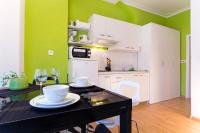 Kuchyňa alebo kuchynka v ubytovaní Apartments Aida