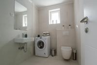 Koupelna v ubytování Apartments Teja