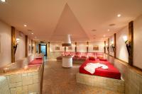 Łóżko lub łóżka w pokoju w obiekcie Hotel Königgut