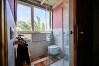 A bathroom at Villa Palmeras Beach Puerto del Carmen