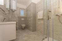 Koupelna v ubytování Apartmani Gaube
