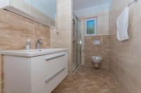 Koupelna v ubytování Apartmani Gaube