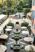 Vonkajšia záhrada v ubytovaní Rocco Forte Hotel De Russie