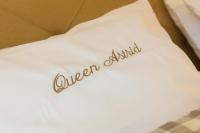Queen Astridにあるベッド
