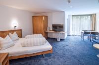 Hotel Rössli Tufertschwilにあるテレビまたはエンターテインメントセンター