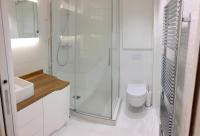 A bathroom at Studio Ile Cannes Marina