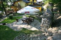 Vonkajšia záhrada v ubytovaní Hotel i Restauracja Pod Skałą Jasło