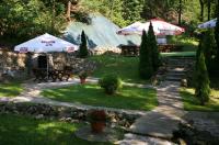 Vonkajšia záhrada v ubytovaní Hotel i Restauracja Pod Skałą Jasło