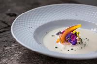 Jídlo v hotelu nebo okolí