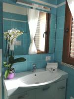 A bathroom at Casa Letizia