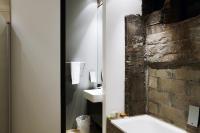 Koupelna v ubytování Fosshotel Rauðará