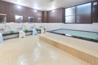 ホテルセレクトイン古川 の敷地内または近くにあるプール