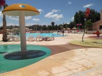 Basen w obiekcie Mobil Home Valras Plage lub w pobliżu