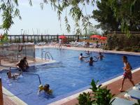 Bazén v ubytovaní Hotel Univers alebo v jeho blízkosti