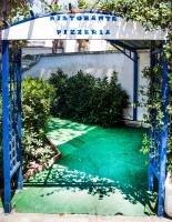Ogród w obiekcie Hotel Ristorante Meson Feliz